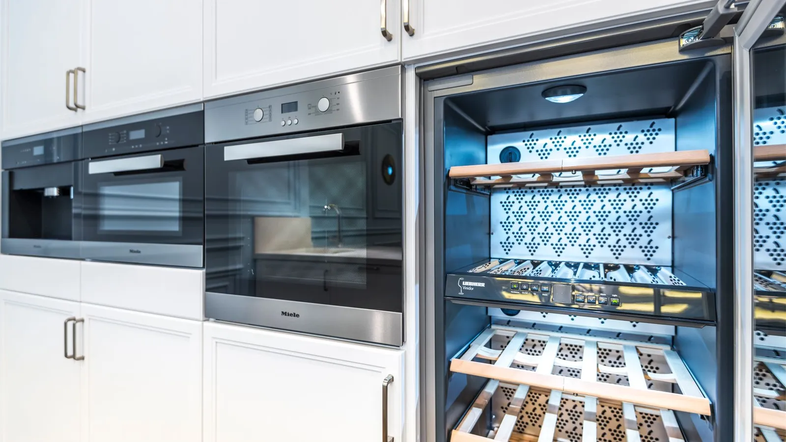Watt — Home Appliances storefront theme